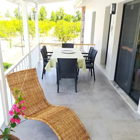 Villa In A Pomagranate Orchard Willa